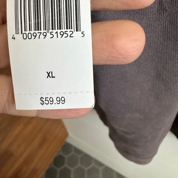 Disney Parks Black The Nightmare Before Christmas Sweatshirt–XL NWT Comfy Vibe - Picture 5 of 6